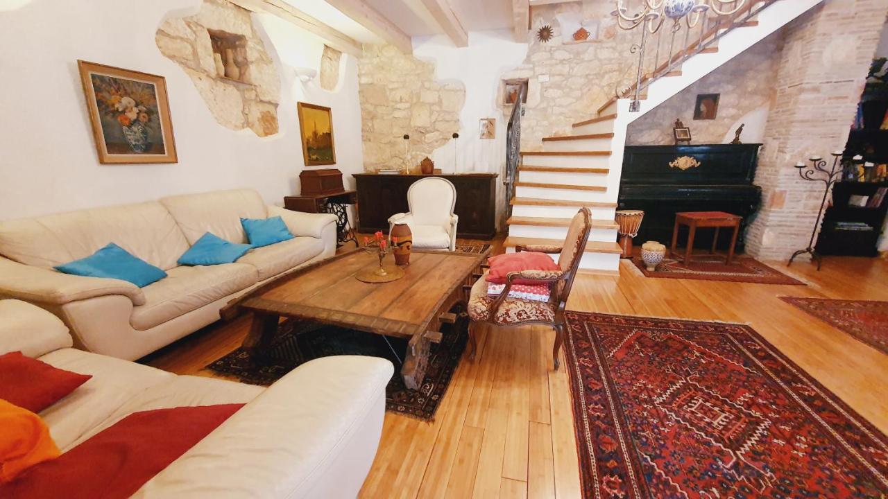 Villa Kazun With Private Pool And Two Gardens Marčana 外观 照片